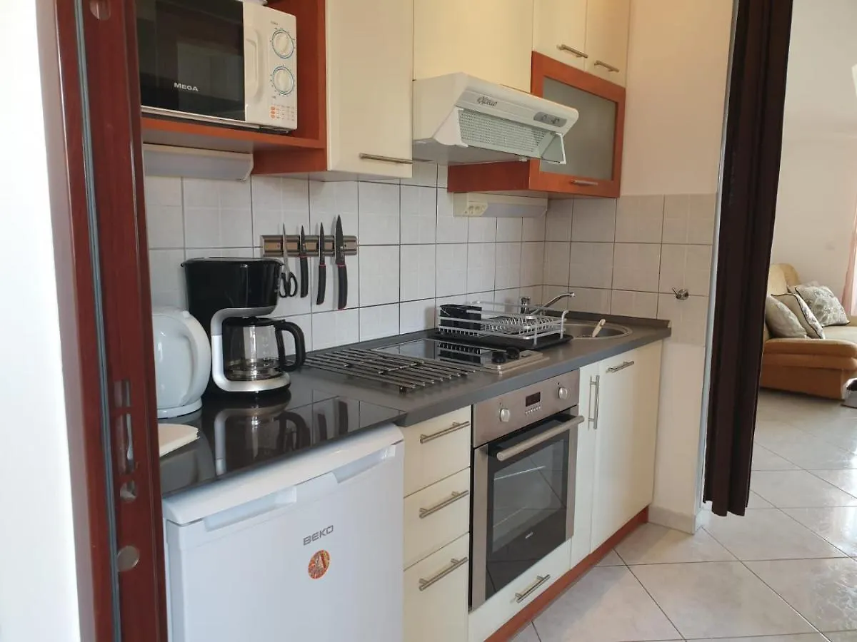 Apartment Eso Kastela Croatia